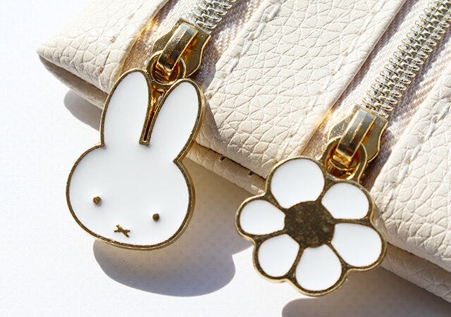 付録 ミッフィー Wジップポーチ 雑誌 付録 雑誌付録 人気 おすすめ オススメ 宝島社 宝島 レビュー 便利 優秀 当たり 最高 今月号 予定 今月 2023 SPRiNG 12月号 ミッフィー ポーチ 増刊 増刊号 Wジップポーチ ファスナーチャーム