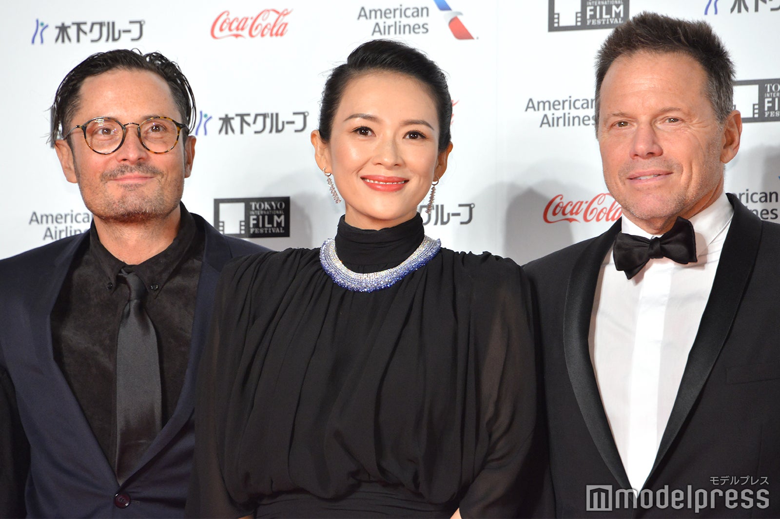 （中央）チャン・ツィイー （C）モデルプレス