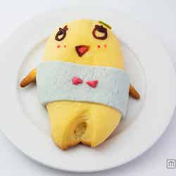 梨入りカスタードクリームを入れ、メロンパンの生地で焼き上げた「ふなっしーパン」¥280(税抜)(C)ふなっしー【モデルプレス】