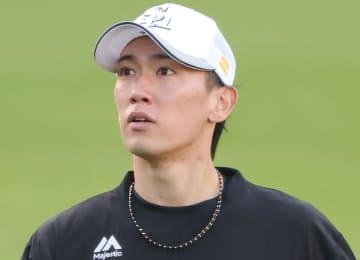 ソフトバンク 大津の結婚式に選手が多数出席 新郎新婦を囲んで記念写真 「素敵な家庭を」と祝福