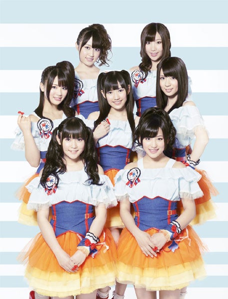 AKB48派生ユニット・渡り廊下走り隊7、伝説の”投げキッス会”開催