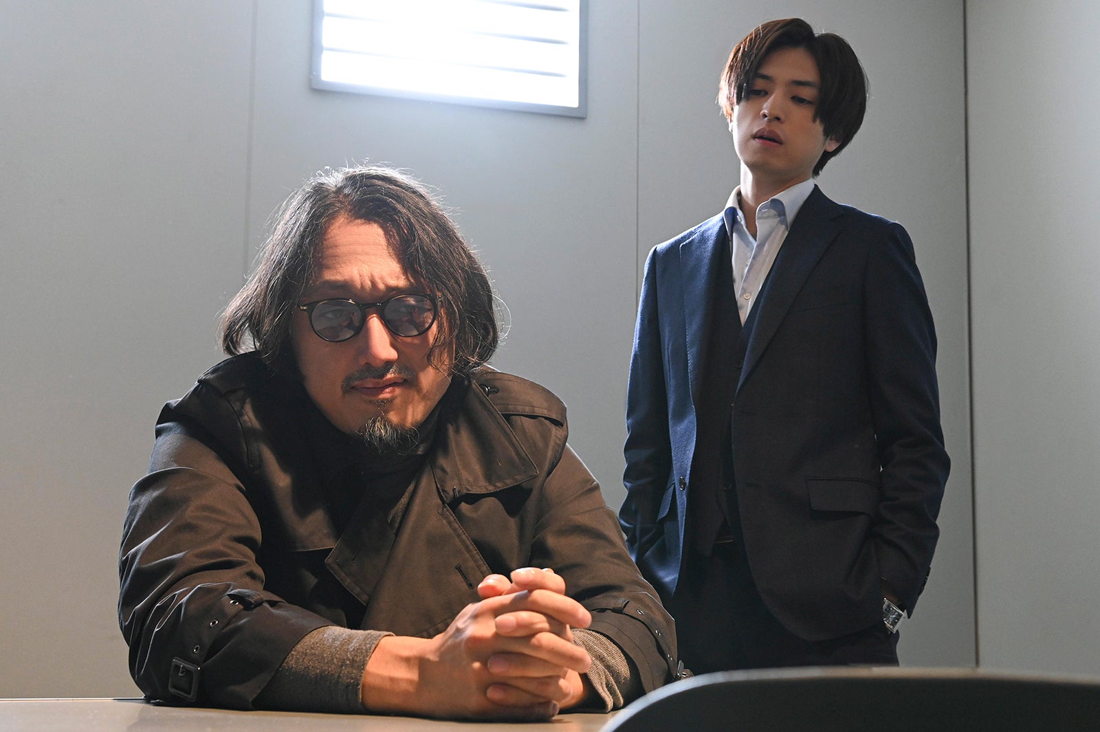 桐山漣（右）（提供写真）