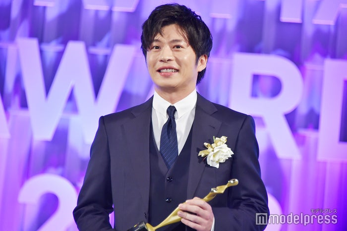 田中圭 吉田鋼太郎 おっさんずラブ でw受賞 ひたすら愛していました 東京ドラマアウォード18 モデルプレス 田中圭 吉田鋼太郎 おっさんずラブ でw受賞 ひたすら愛していました 東京ドラマアウォード18 モデルプレス