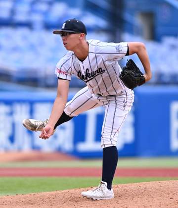 高校野球 サヨナラ勝ちの岩倉・佐藤「ツバの裏を見るだけで楽に」昨夏に天国へ旅立った母と臨む最後の夏 帽子に刻んだ言葉の意味