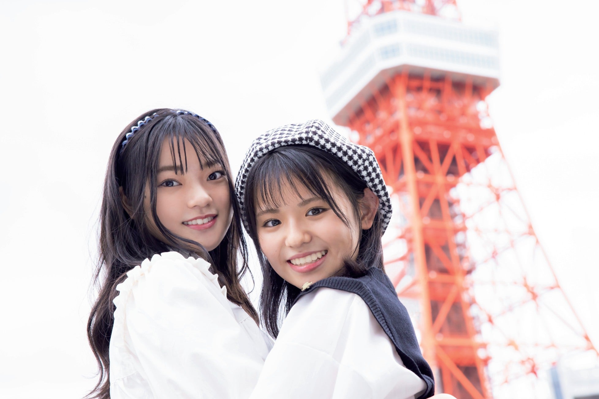 森下舞羽、峯吉愛梨沙（C）田中智久、光文社