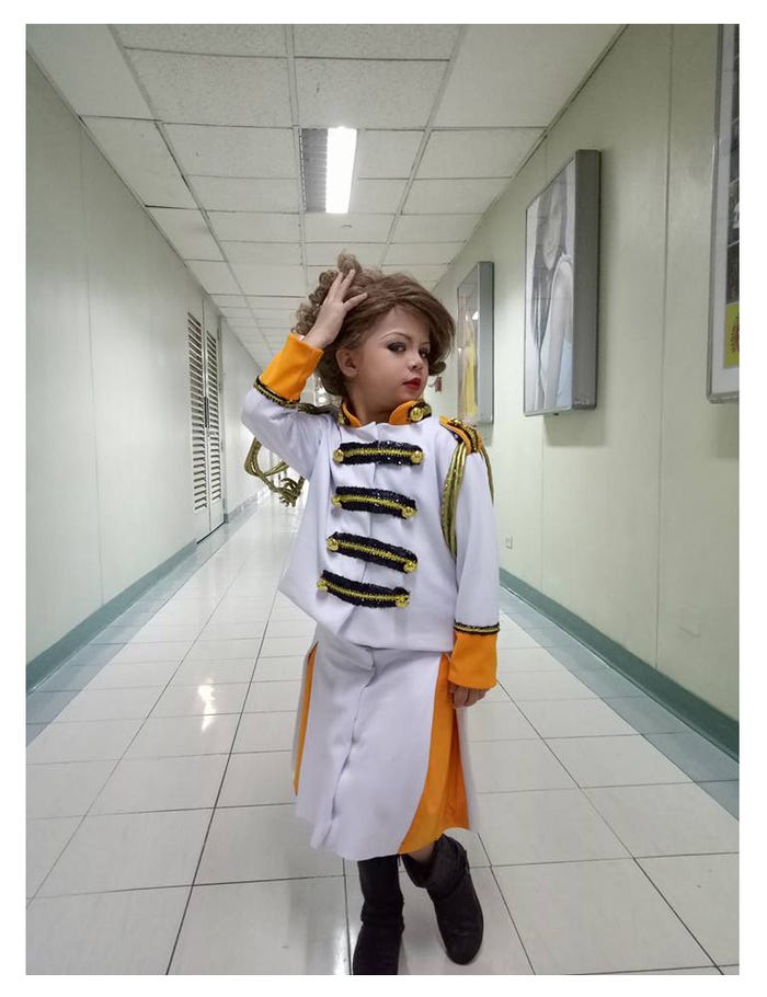 シーア・ヴァイゴーちゃんFacebookより