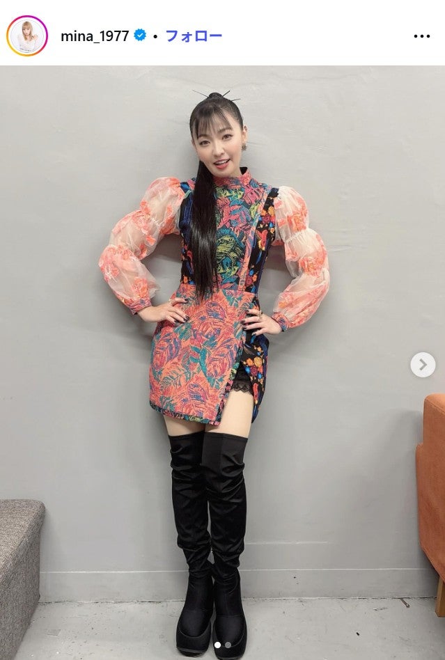 MINA Instagramより
