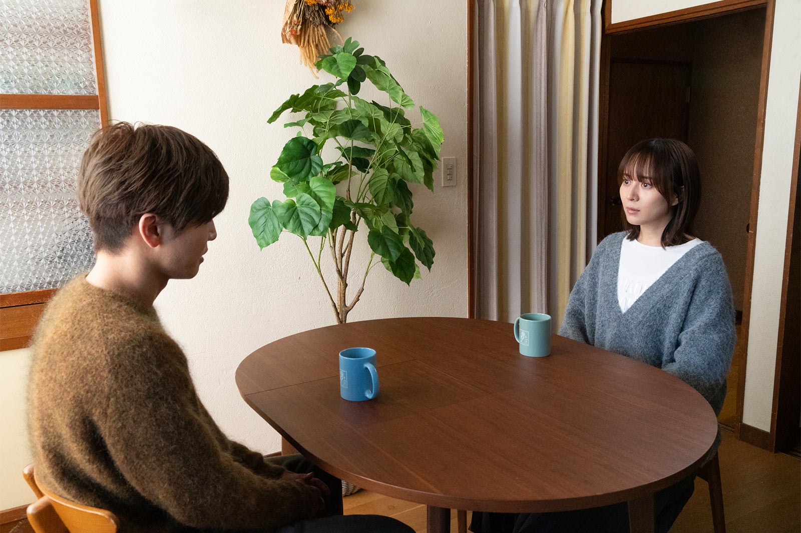 岩田剛典、比嘉愛未「フォレスト」第7話（C）ABCテレビ