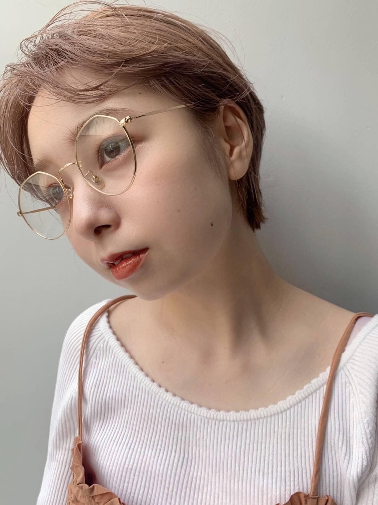 おしゃれに必須アイテム メガネ と相性の良いヘアスタイルは モデルプレス おしゃれに必須アイテム メガネ と相性の良いヘアスタイルは モデルプレス