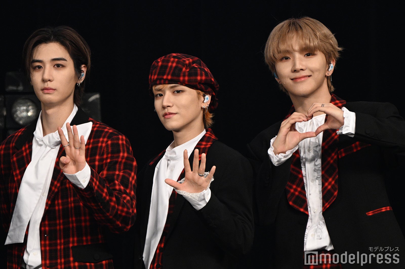 LEEHAN（イハン）、RIWOO（リウ）、WOONHAK（ウンハク）（C）モデルプレス