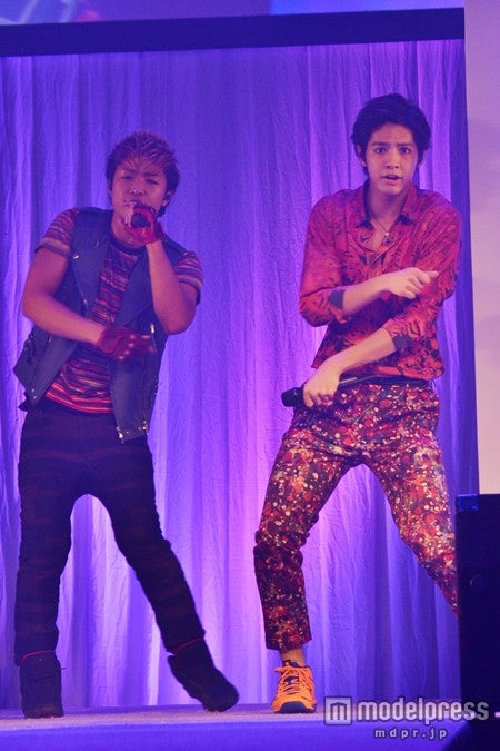 GENERATIONS from EXILE TRIBEの数原龍友（左）と片寄涼太（右）