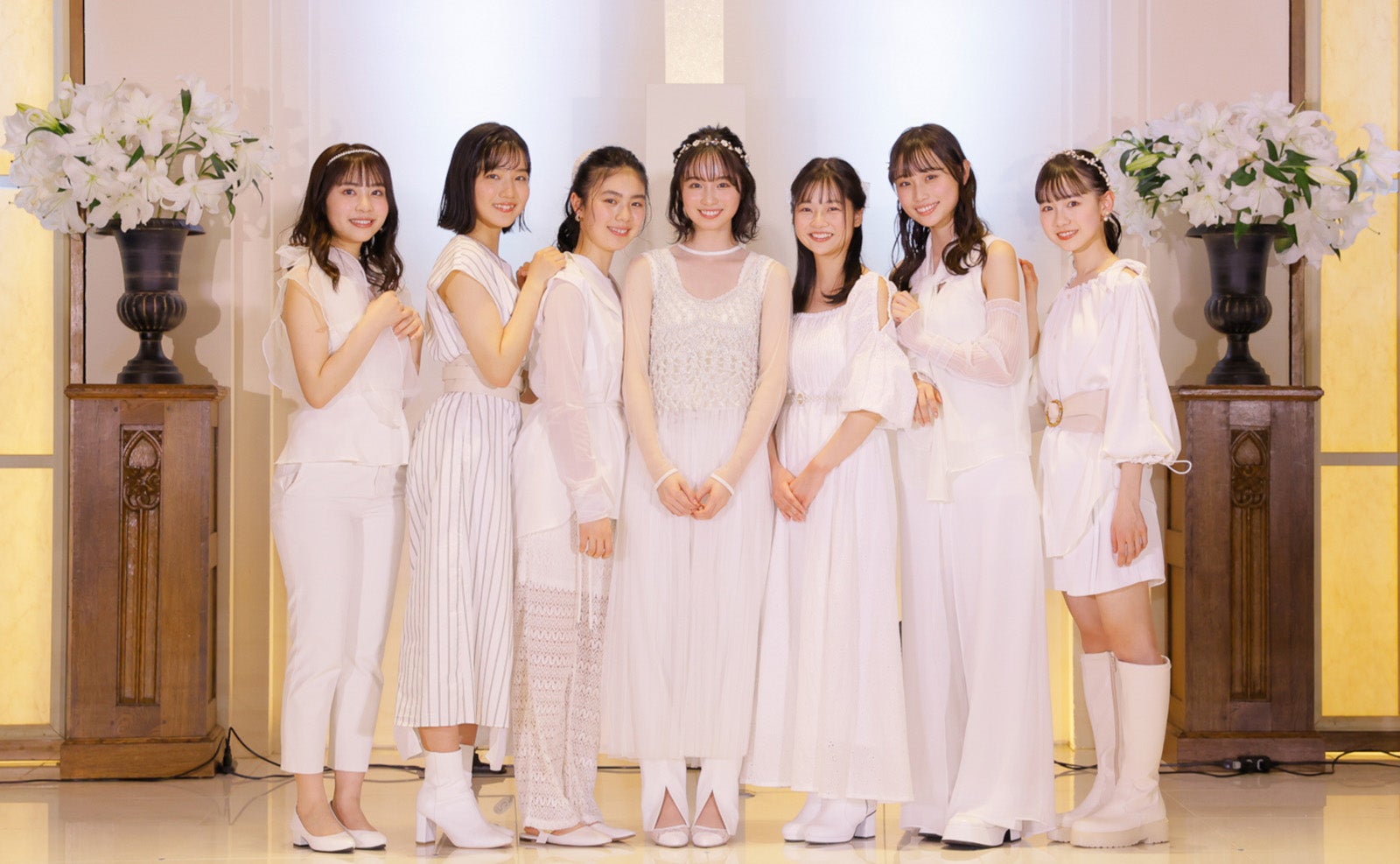 ブルーベリーソーダ（左から）大嵩愛花、大橋小春、馬越友梨、幸澤沙良、大平くるみ、田村藍、鈴木悠華／1st CD「天使が通る」デビューリリース記者発表より（提供写真）