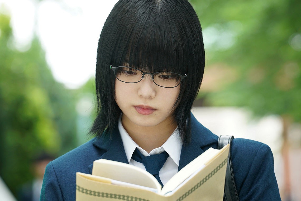 平手友梨奈（C）2018 「響 -HIBIKI-」製作委員会（C）柳本光晴／小学館