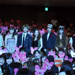 新城毅彦監督、加藤夏希、大政絢、山本裕典、北川景子、向井理、五十嵐隼士、賀来賢人、sweetbox