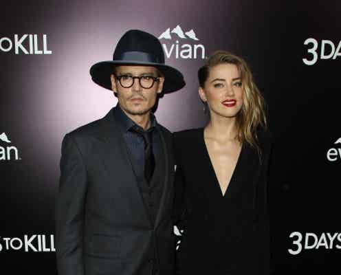 ジョニー・デップ、婚約者アンバーの映画プレミアに登場