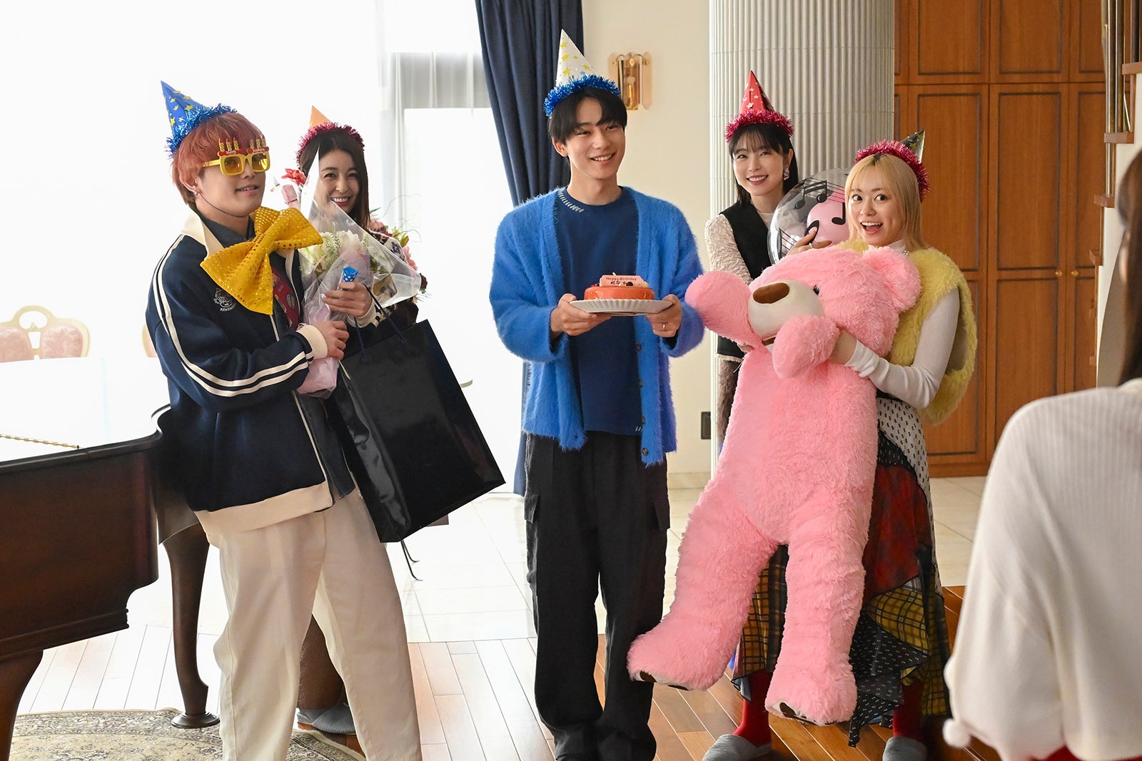 吉澤閑也、井上祐貴ら「地獄の果てまで連れていく」第5話（C）「地獄の果てまで連れていく」製作委員会