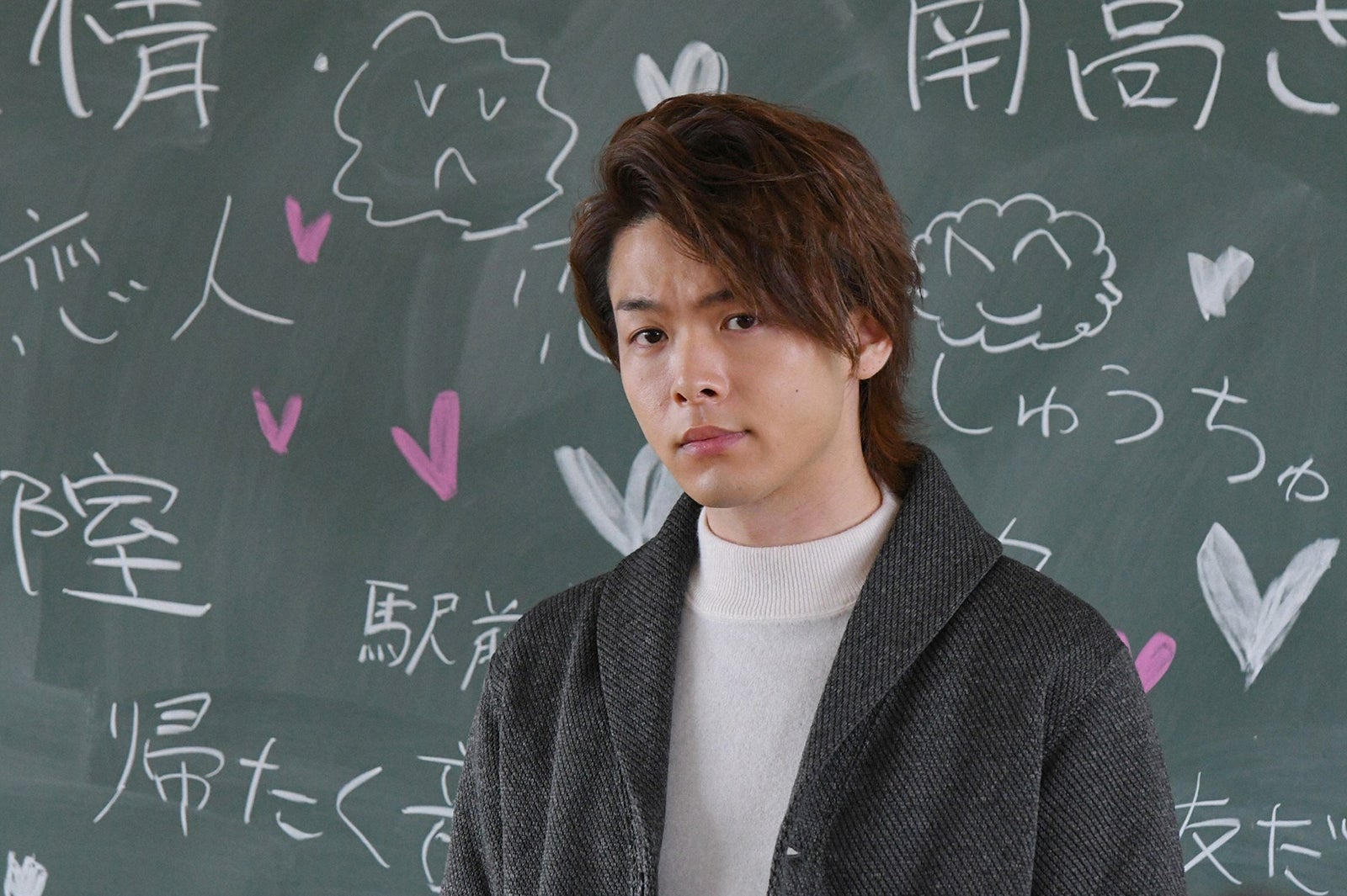 中村倫也／「初めて恋をした日に読む話」第2話より（C）TBS