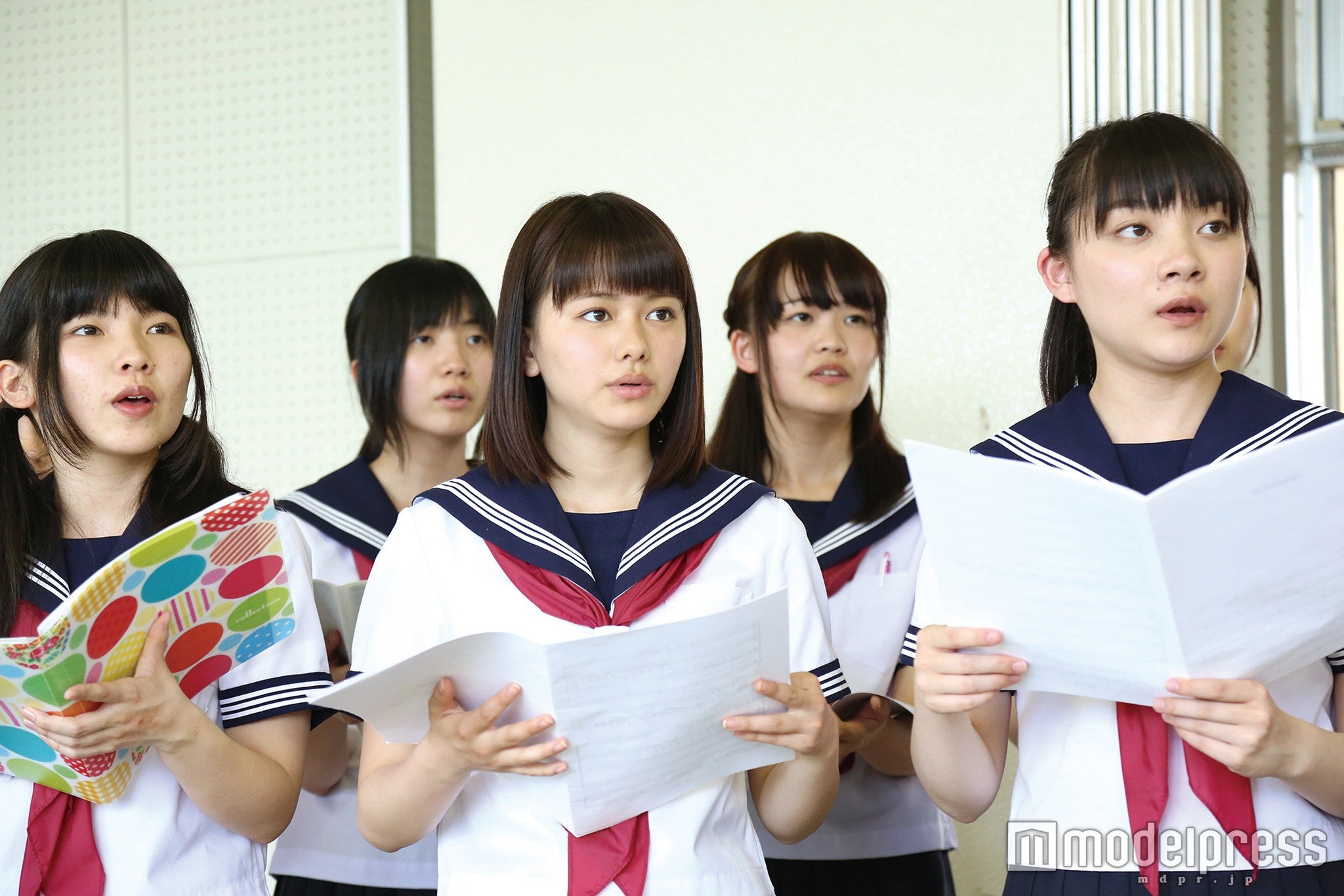 映画「桜ノ雨」より／（C）2015 halyosy、藤田遼、雨宮ひとみ、スタジオ・ハードデラックス／PHP研究所／『桜ノ雨』製作委員会