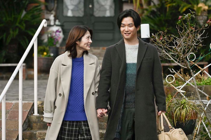 若月佑美、千葉雄大「星降る夜に」第5話(C)テレビ朝日