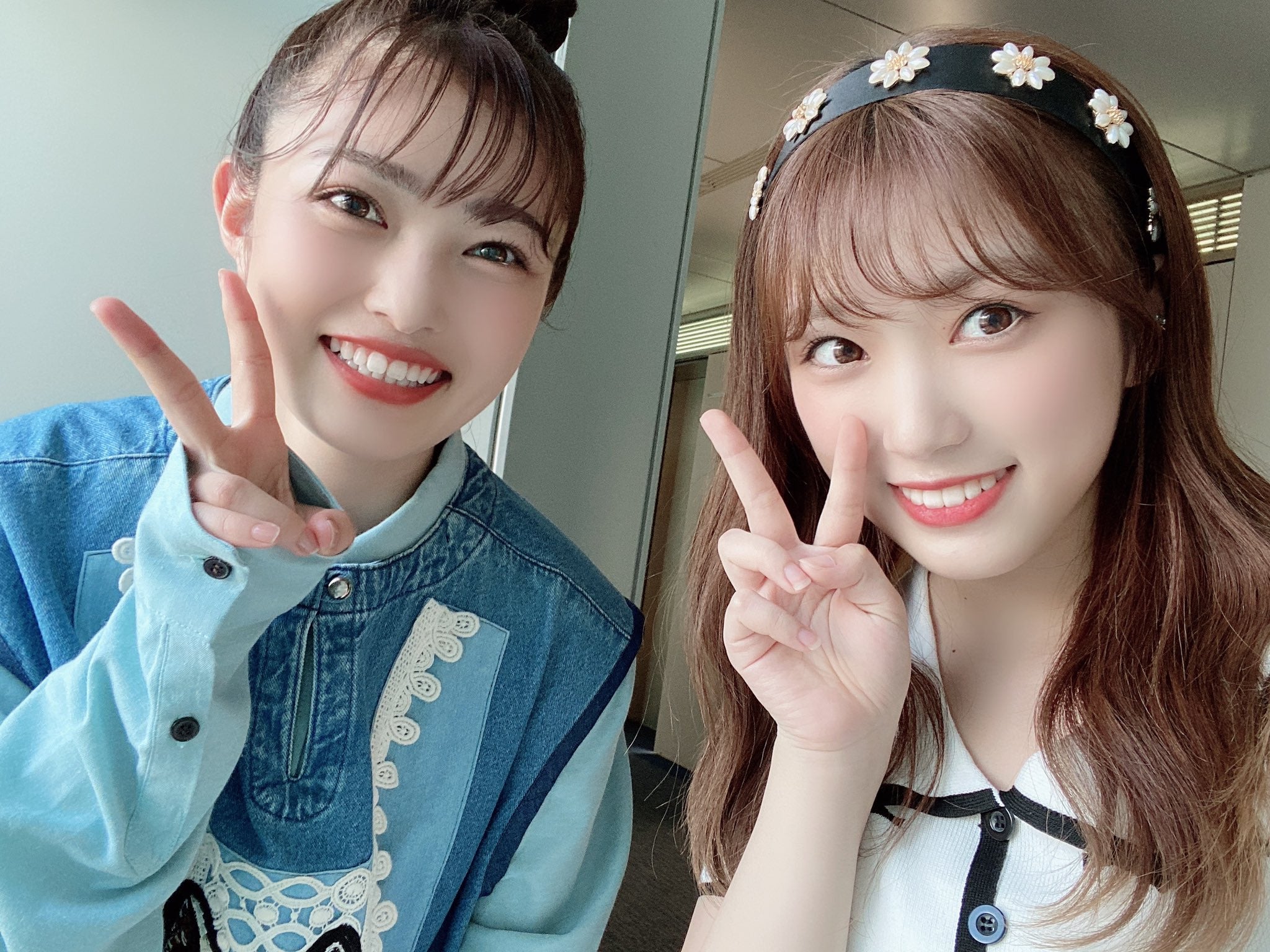 矢吹奈子＆井上咲楽、2ショットに「笑顔が可愛い」「姉妹みたい」の声