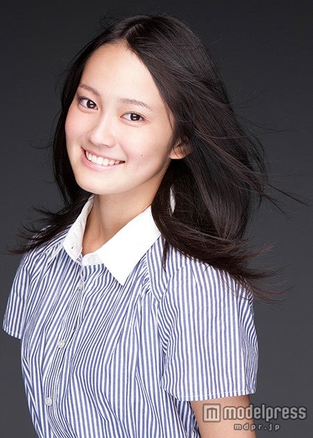 国民的美少女・吉本実憂、上戸彩との初共演で新たな魅力開花