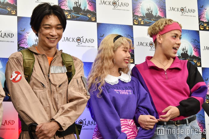 (左から)吉沢亮、ぺこ、りゅうちぇる(C)モデルプレス