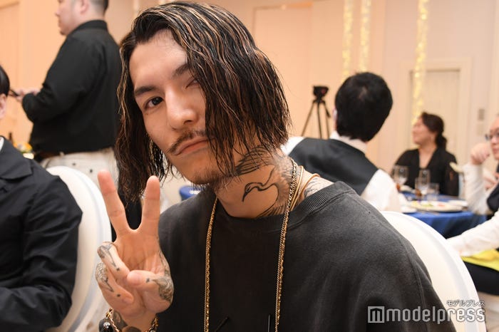 DJふぉい (C)モデルプレス