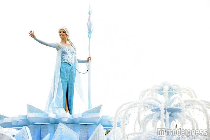 エルサ/「フローズンファンタジーパレード」(C)モデルプレス