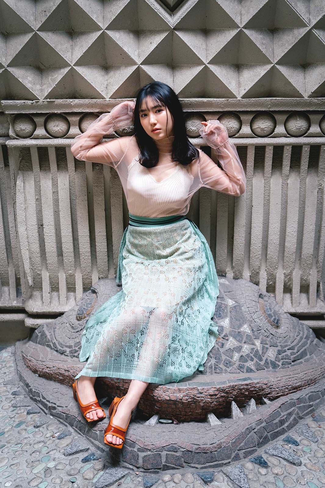 沢口愛華／「Tokyo trip」より（C）佐藤佑一／講談社