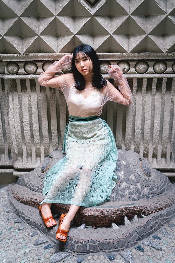 沢口愛華/「Tokyo trip」より(C)佐藤佑一/講談社