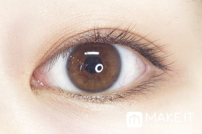 エクセル/スキニーリッチシャドウ/SR06 センシュアルブラウン 使用 (C)メイクイット