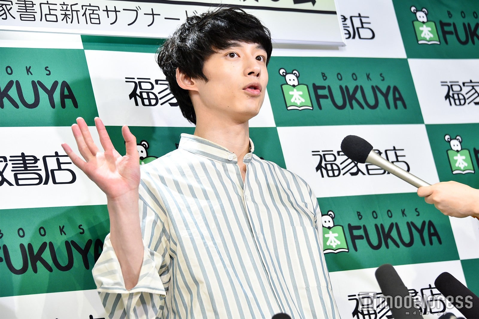 坂口健太郎（C）モデルプレス