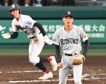 立命館宇治、痛恨の逆転負け 19年以来の甲子園勝利逃す 九回2死から逆転の3点二塁打許す
