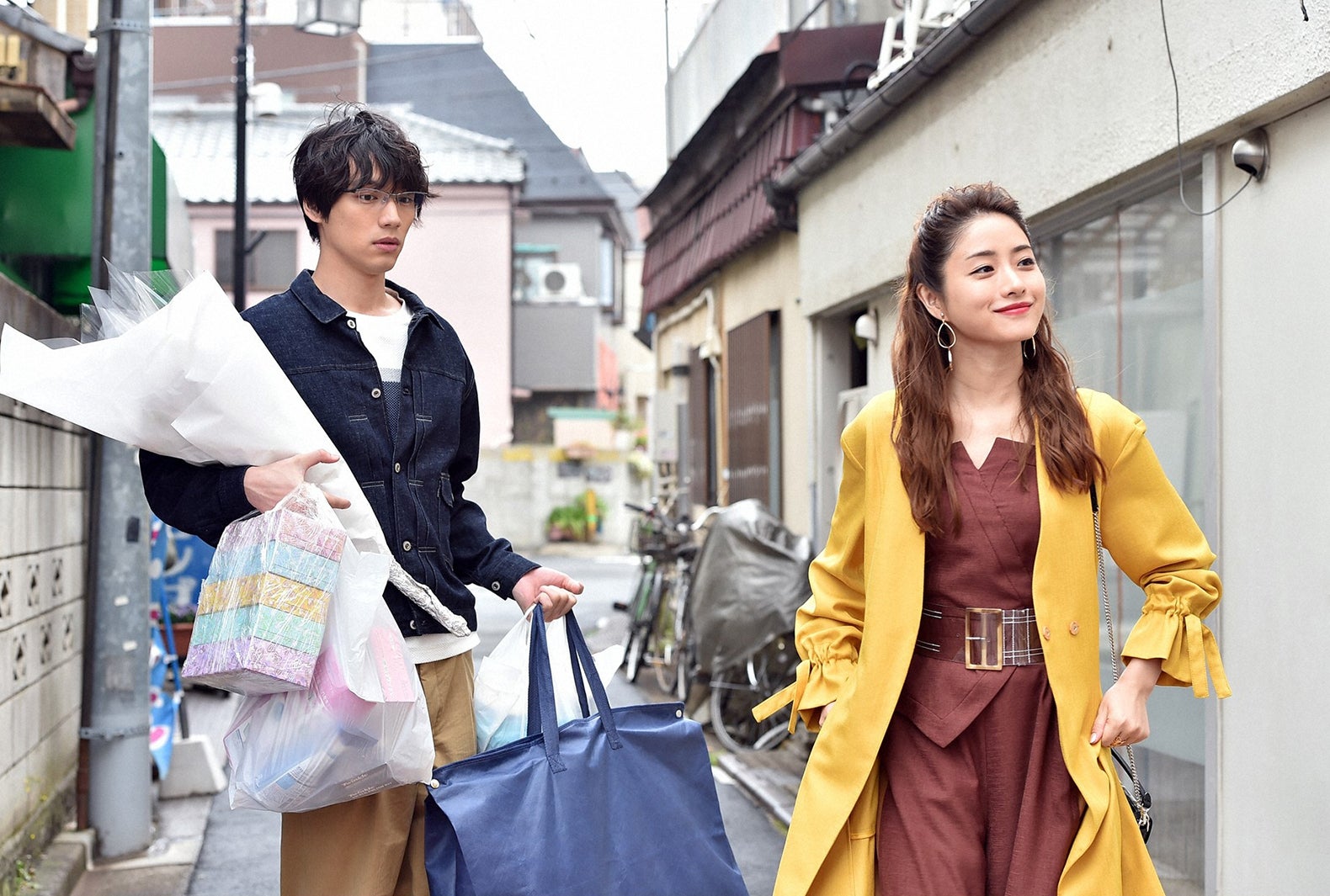 福士蒼汰、石原さとみ／「Heaven？～ご苦楽レストラン～」より（C）TBS