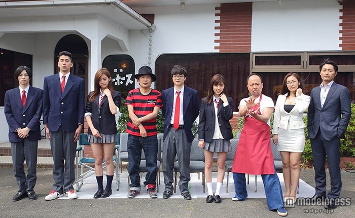 柾木玲弥、深水元基、池田エライザ、園子温監督、染谷将太、真野恵里菜、マキタスポーツ、神楽坂恵、安田顕(C)若杉公徳/講談社(C)2015「映画 みんな!エスパーだよ!」製作委員会