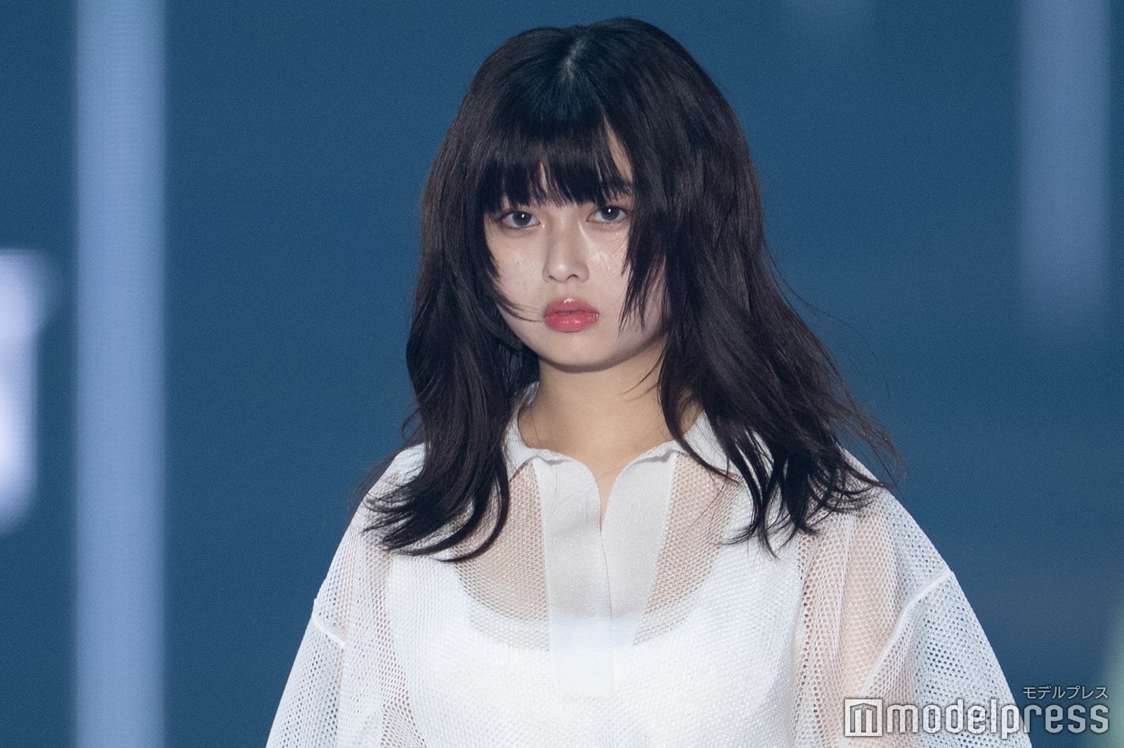 「今日好き」おひなさま（長浜広奈）美ウエストちらり「スタイル良い」「雰囲気違う」透明感溢れるホワイトコーデ【TGC2026 S/S】