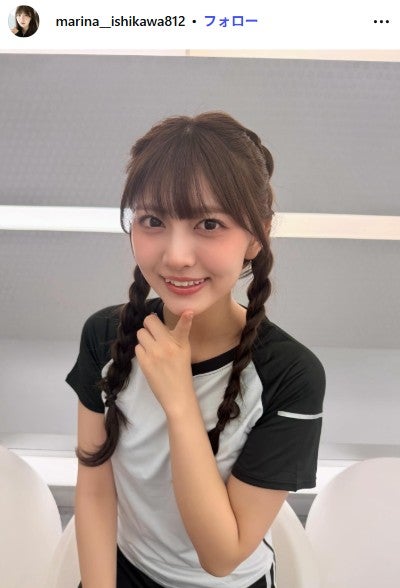 石川さゆりの姪・石川満里奈、ノースリ×大胆スリット姿で素肌チラリ「脚長すぎ」「女神のビジュアル」