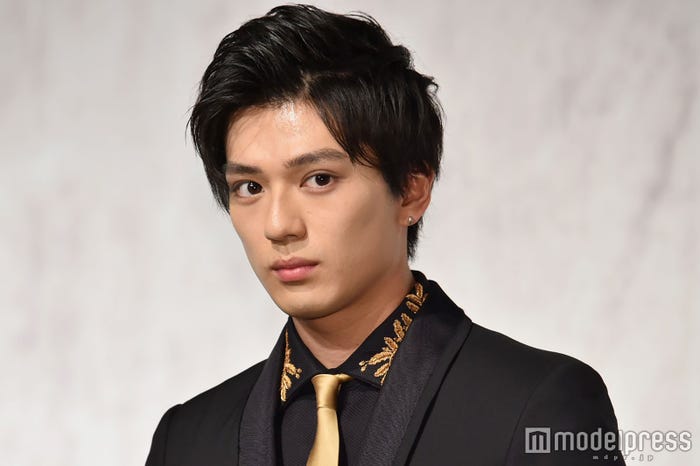 新田真剣佑 (C)モデルプレス