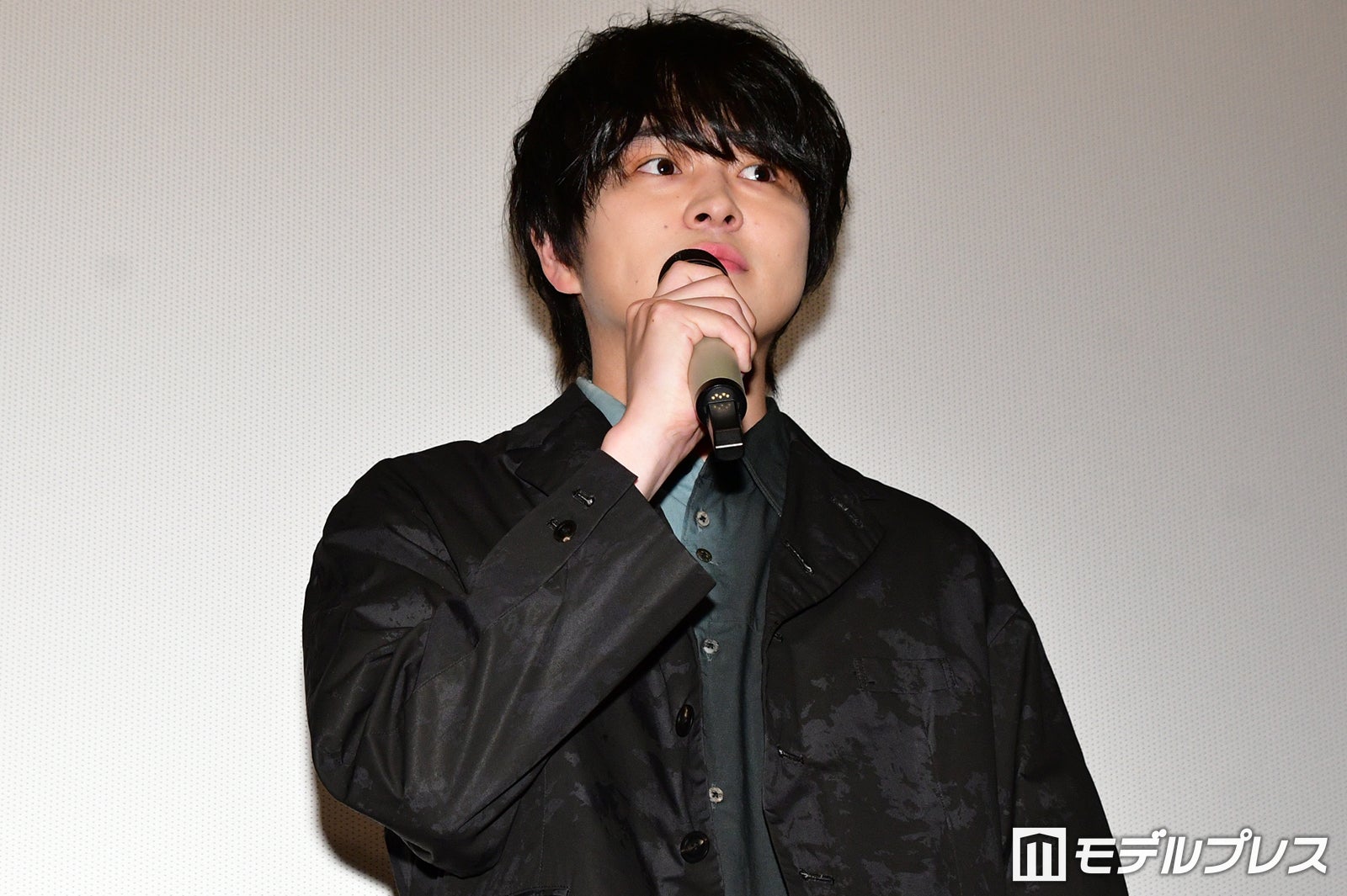 （C）モデルプレス