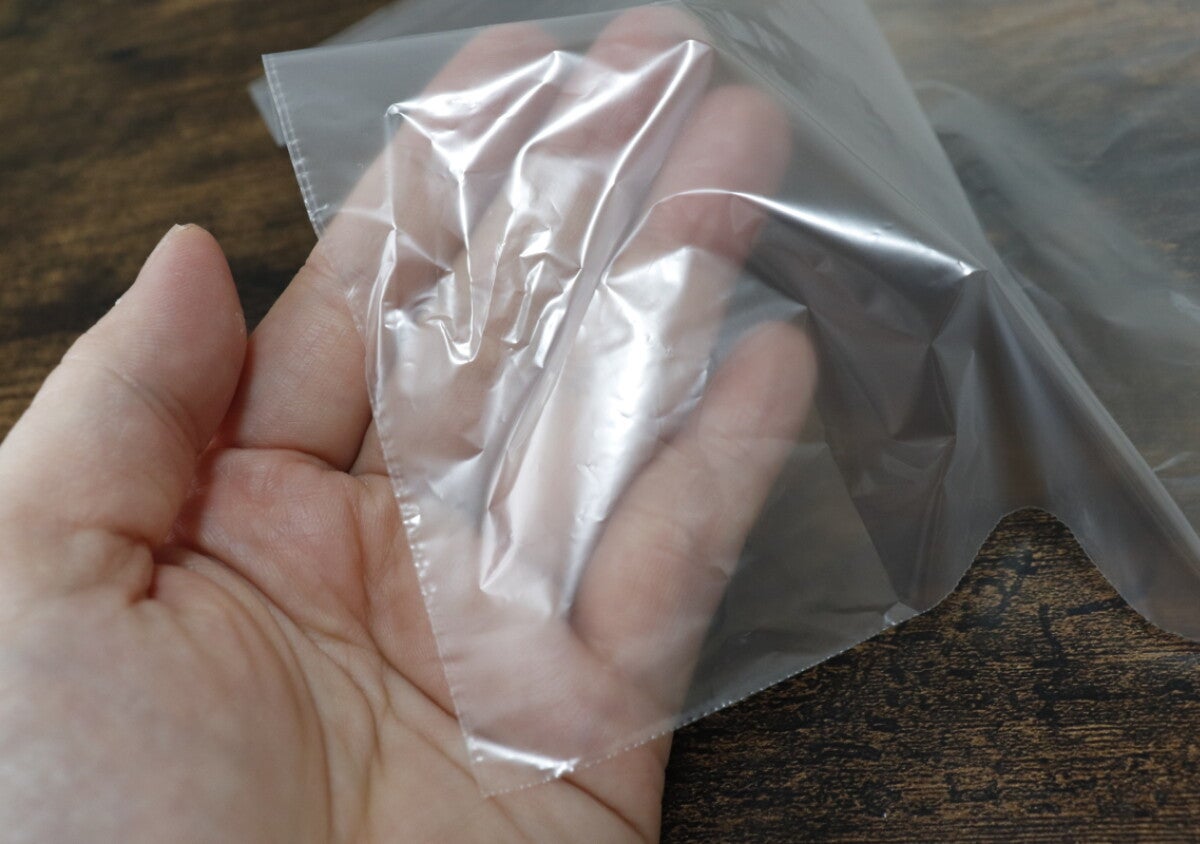 100均のこれ…ただの袋じゃない！詰め替えるだけで対策できる！お財布に優しい便利袋