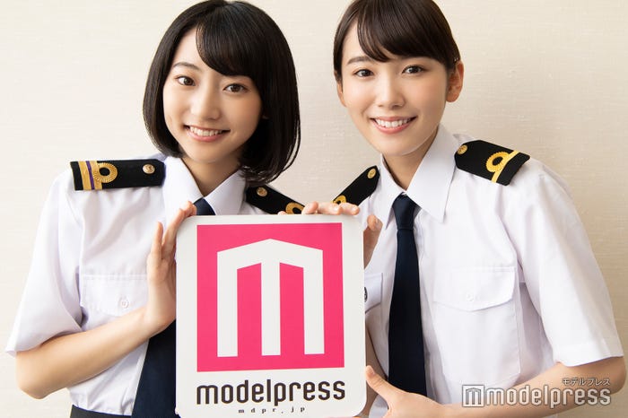 武田玲奈、飯豊まりえ(C)モデルプレス