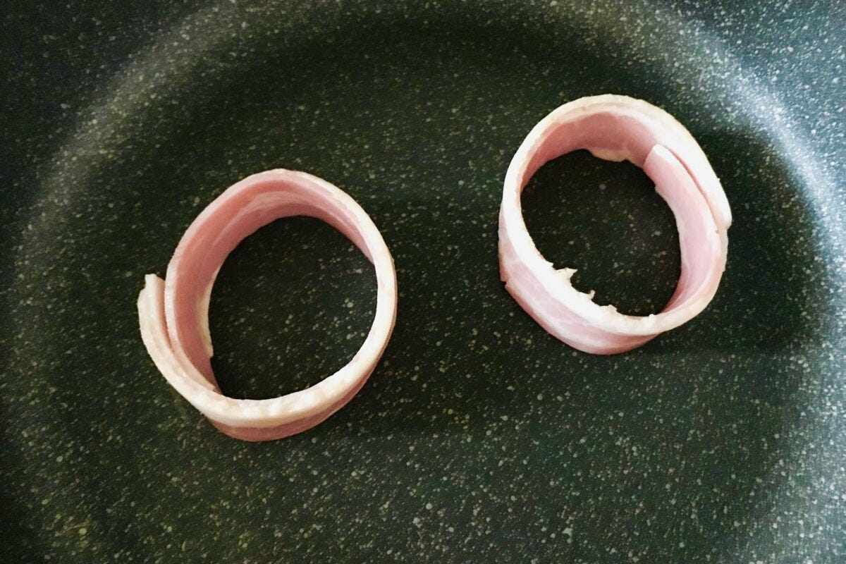 ベーコンエッグ