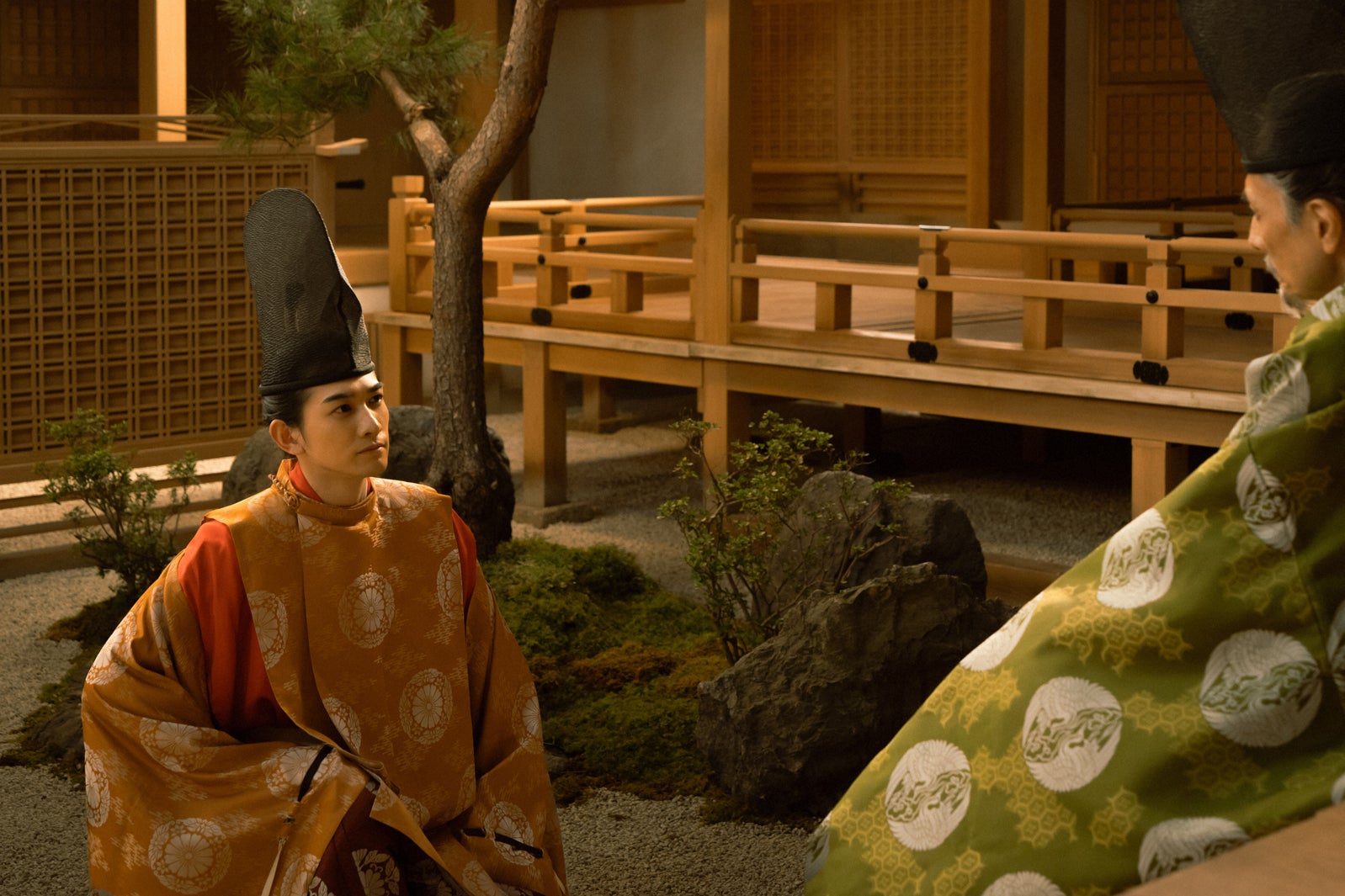 町田啓太、橋爪淳「光る君へ」第12話より（C）NHK