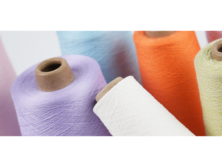 【PR】CASHMORIA 2027春夏コレクション 陽光とリゾートへの逃避行―ロマンティックな序章