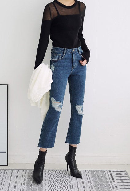 シースルーカットニットプルオーバー・全4色「DHOLIC」3,402円（税込）／画像提供：DHOLIC