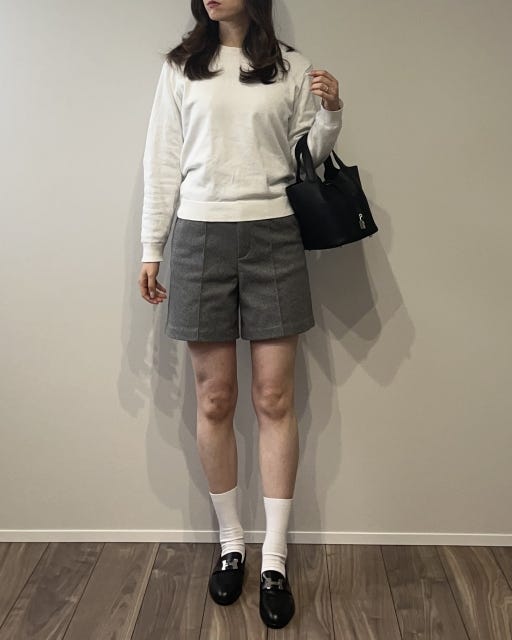 GU　ショートパンツ　グレー　コーデ　NG