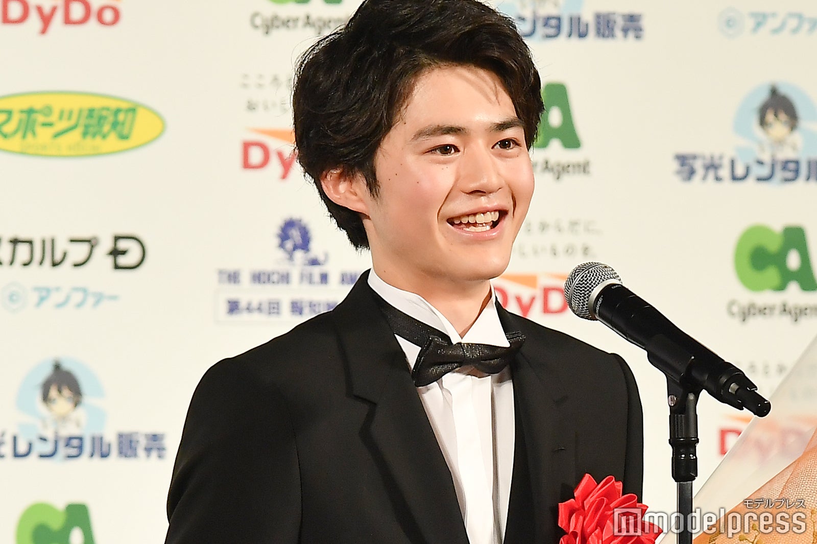 鈴鹿央士（C）モデルプレス