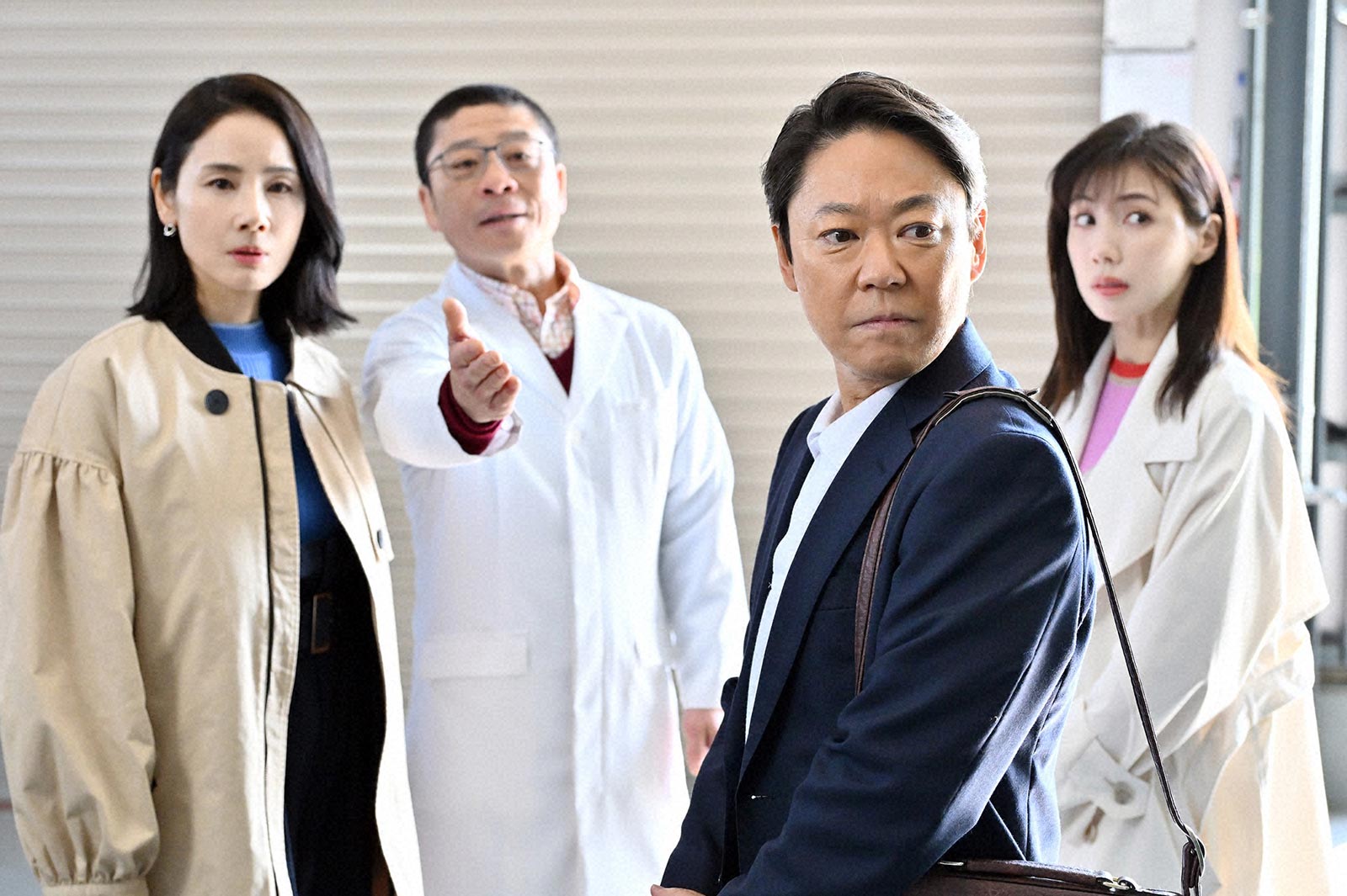 吉田羊、三宅弘城、阿部サダヲ、仲里依紗「不適切にもほどがある！」最終話より（C）TBS