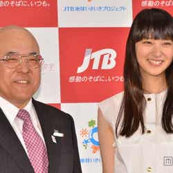 (右)武井咲
