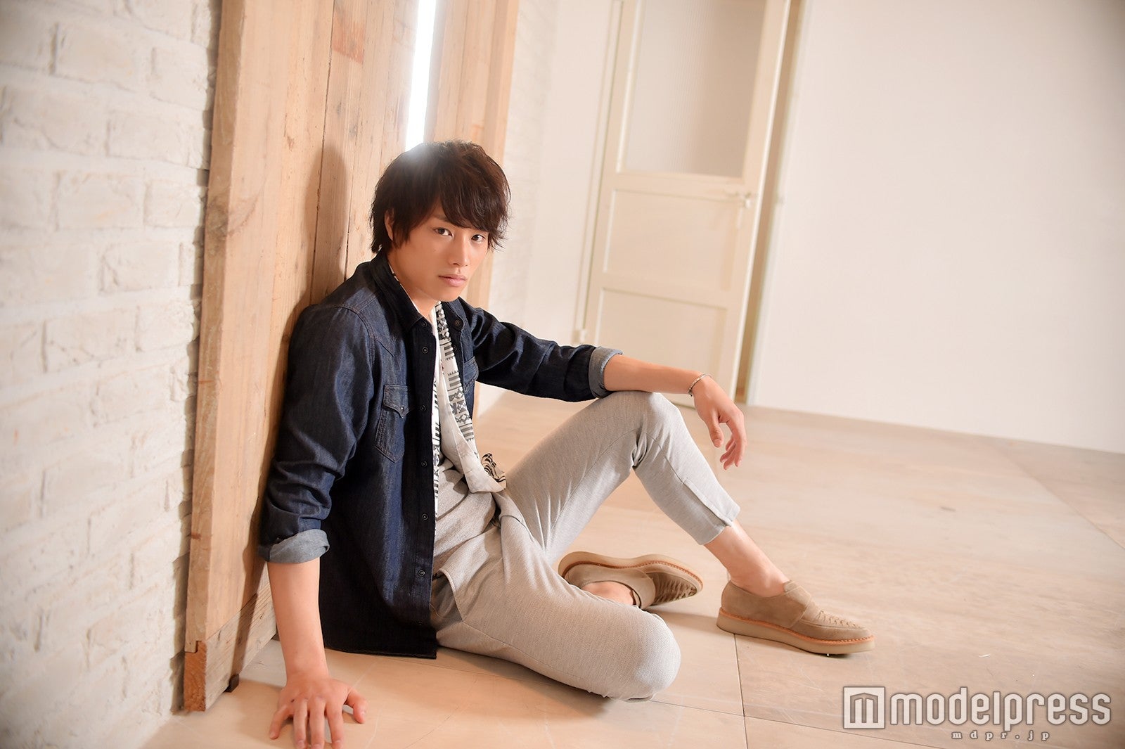 画像1/9) 劇団EXILE鈴木伸之、サイン入りチェキプレゼント